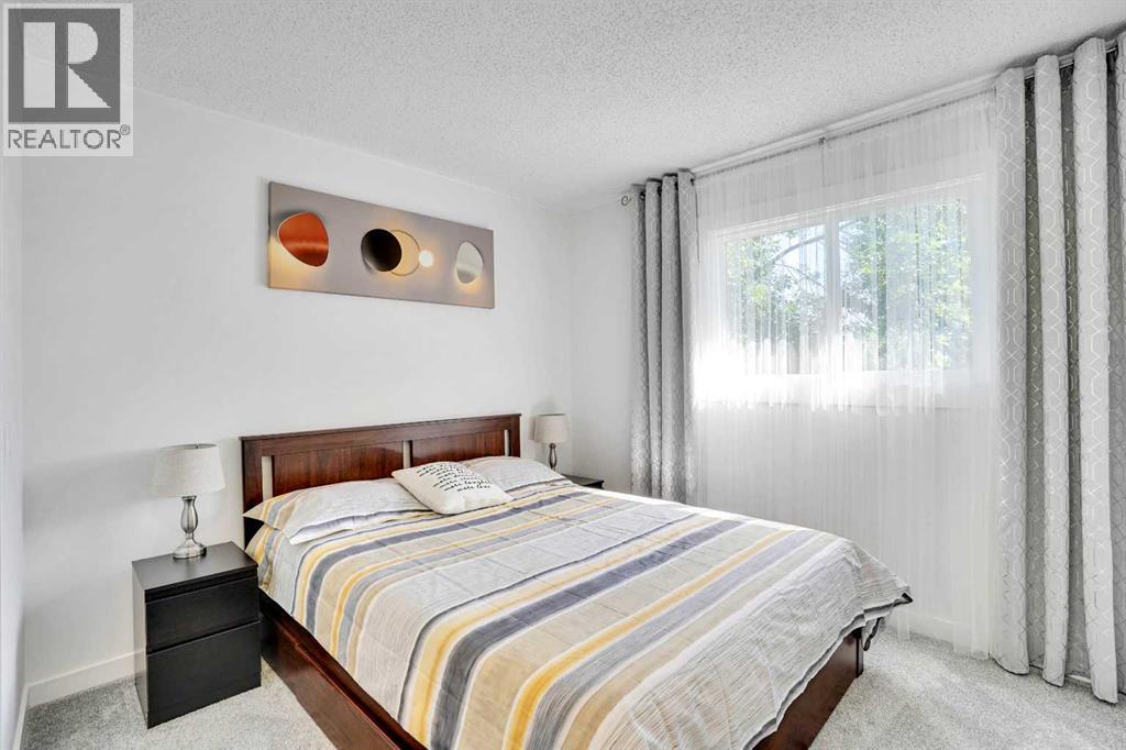 Single Family House for Sale in   Shawnessy Drive SW Shawnessy Calgary 