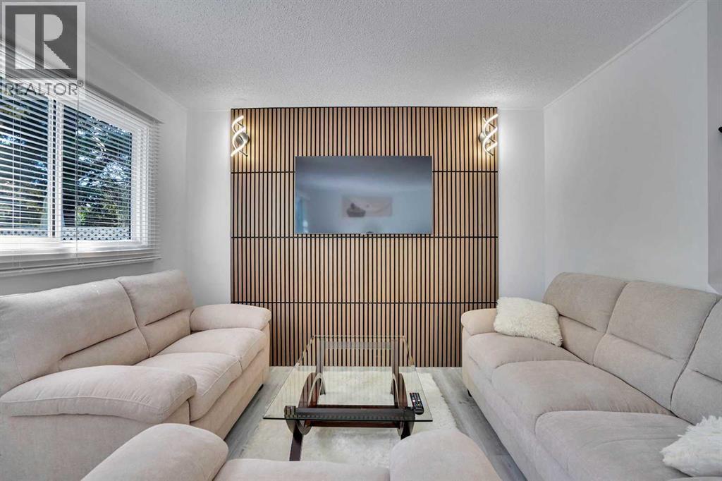 Single Family House for Sale in   Shawnessy Drive SW Shawnessy Calgary 