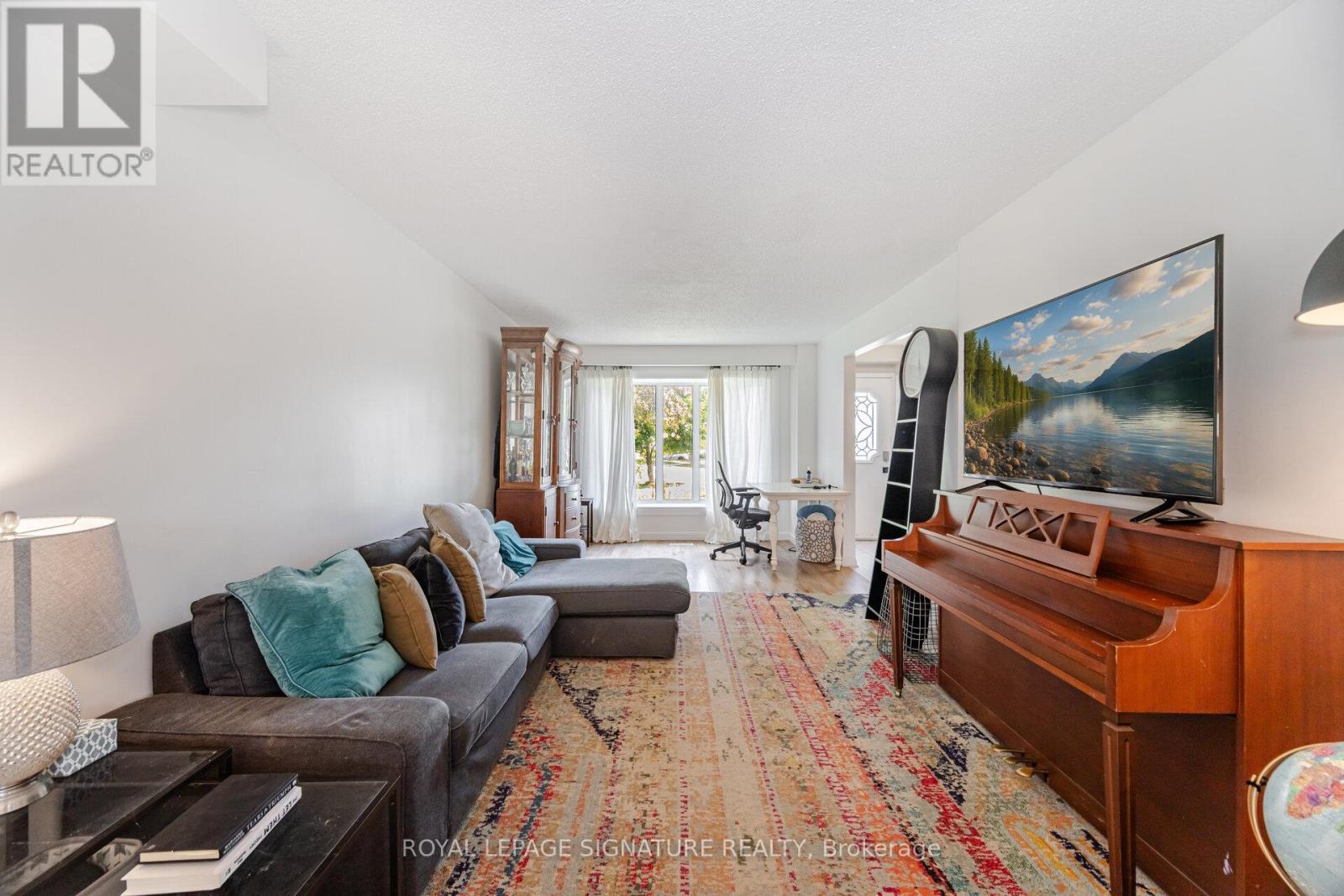 Photo 8 of 2698 Lundene Road, Mississauga ON