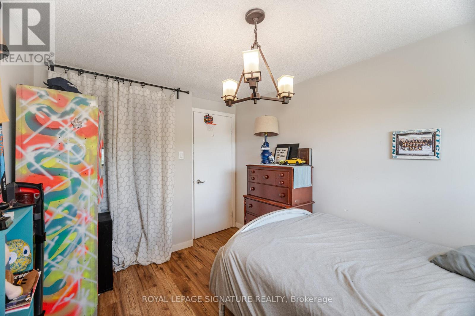 Photo 26 of 2698 Lundene Road, Mississauga ON