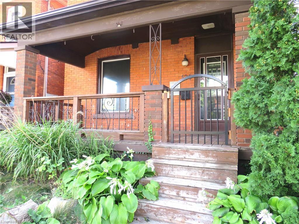 Photo 2 of 120 Sanford Avenue S, Hamilton ON