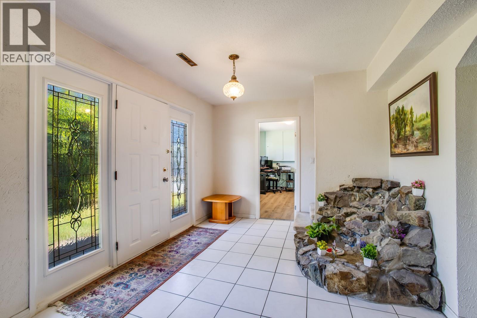  3088 Beverly Place, West Kelowna