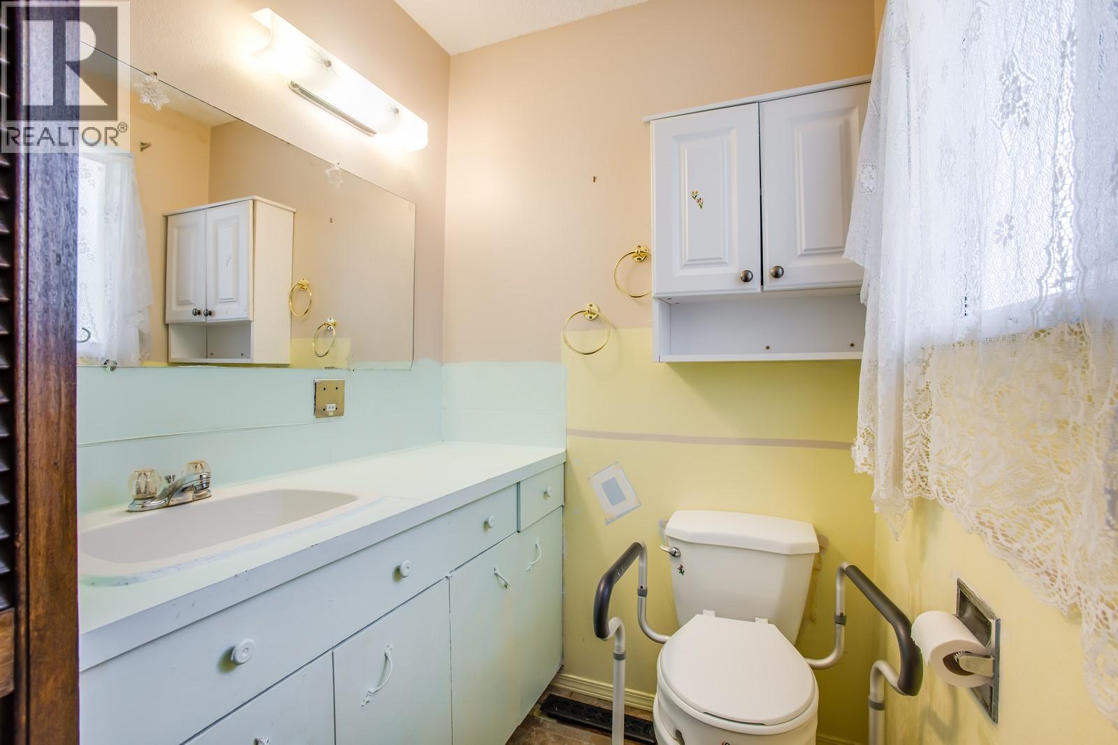 3088 Beverly Place, West Kelowna