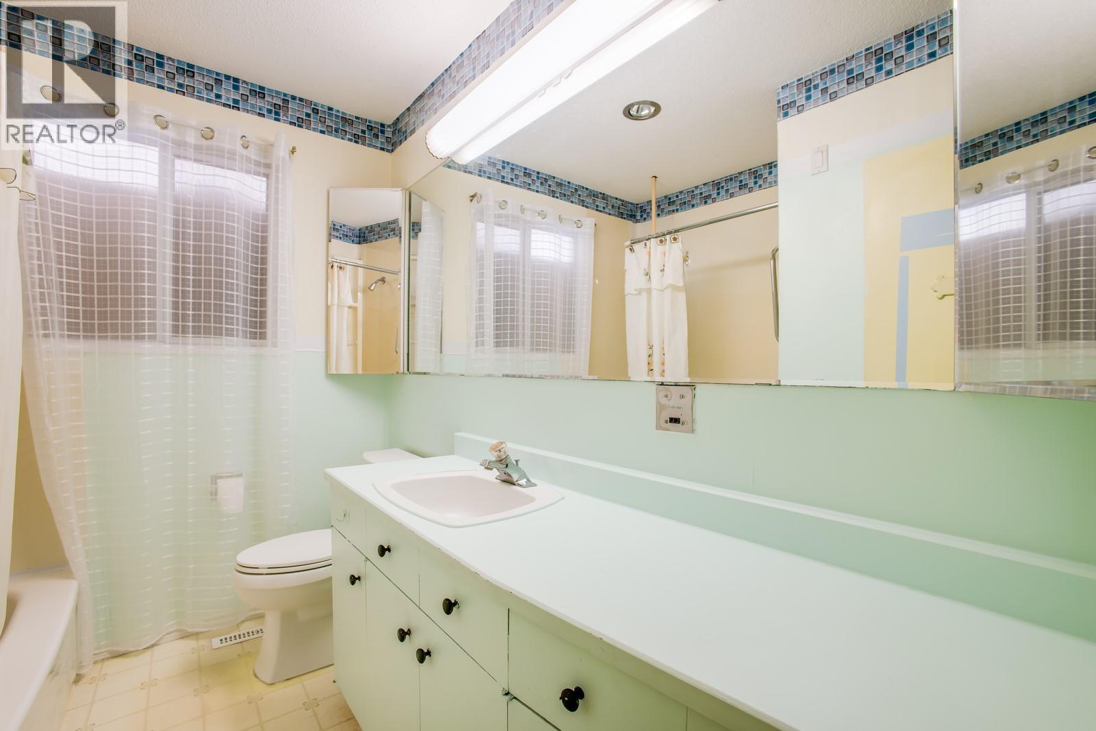  3088 Beverly Place, West Kelowna