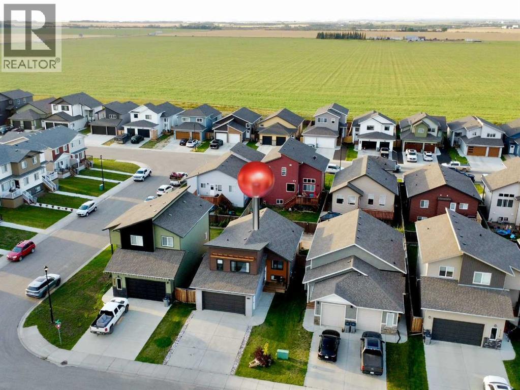 Single Family House Bi-level for Sale in  A Avenue Westgate Grande Prairie 