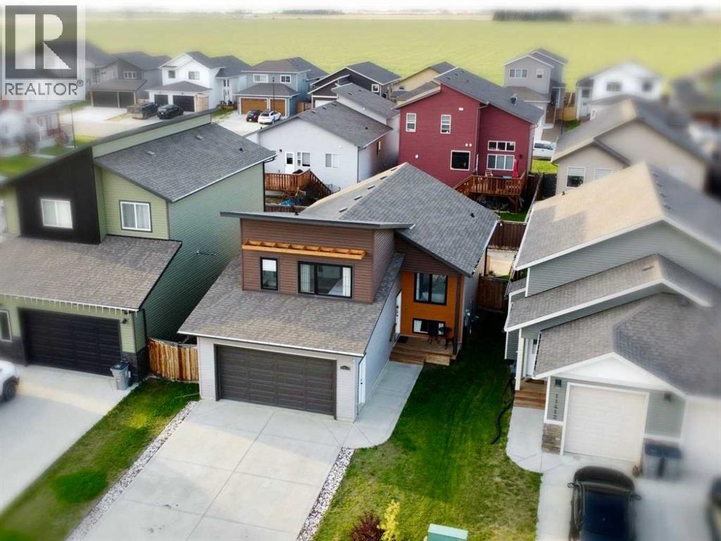Single Family House Bi-level for Sale in  A Avenue Westgate Grande Prairie 