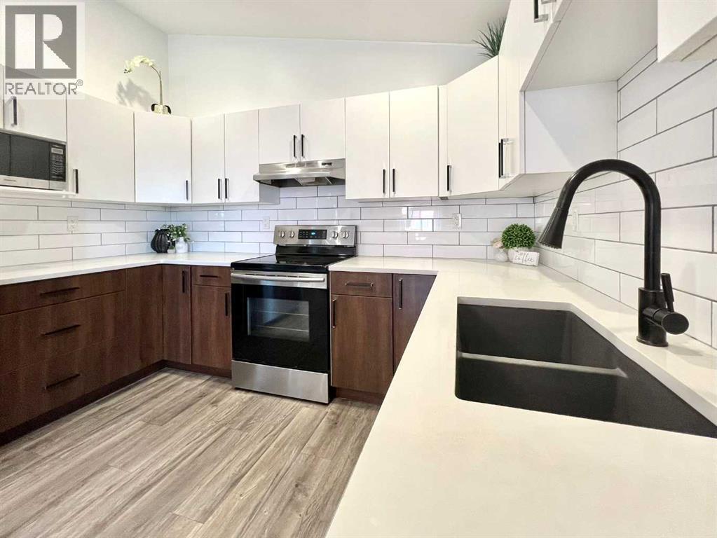 Single Family House Bi-level for Sale in  A Avenue Westgate Grande Prairie 