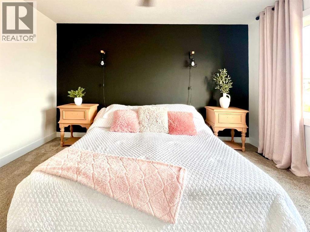 Single Family House Bi-level for Sale in  A Avenue Westgate Grande Prairie 