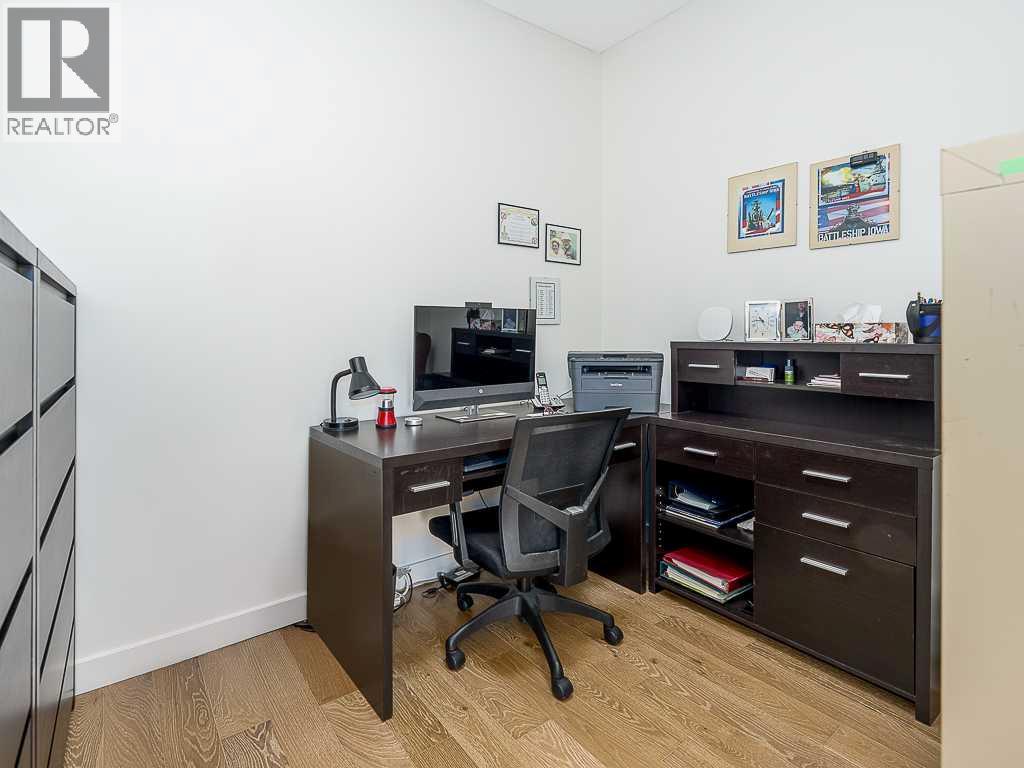 Single Family House Bungalow for Sale in  Rockyvale Green NW Rocky Ridge Calgary 