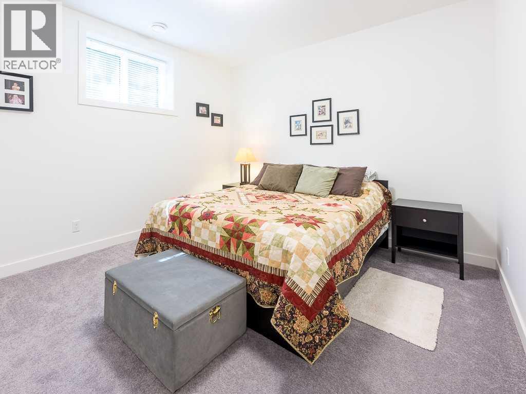 Single Family House Bungalow for Sale in  Rockyvale Green NW Rocky Ridge Calgary 
