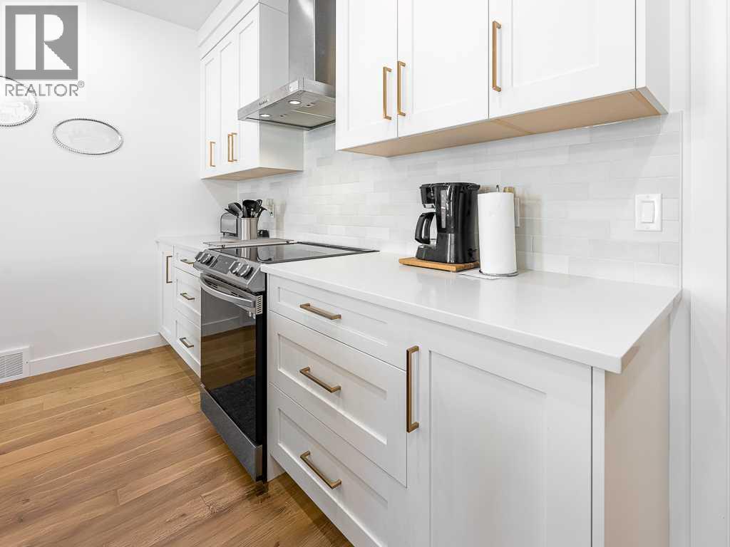 Single Family House Bungalow for Sale in  Rockyvale Green NW Rocky Ridge Calgary 