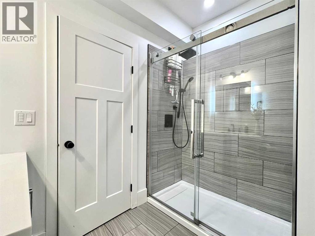 Single Family House Bi-level for Sale in  A Avenue Westgate Grande Prairie 