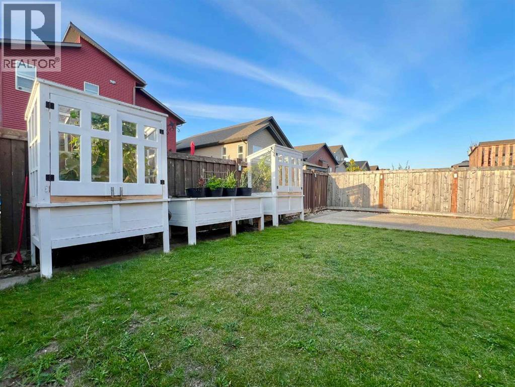 Single Family House Bi-level for Sale in  A Avenue Westgate Grande Prairie 