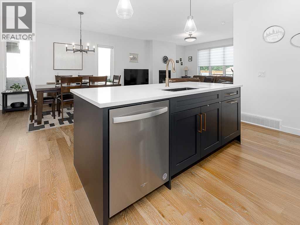 Single Family House Bungalow for Sale in  Rockyvale Green NW Rocky Ridge Calgary 