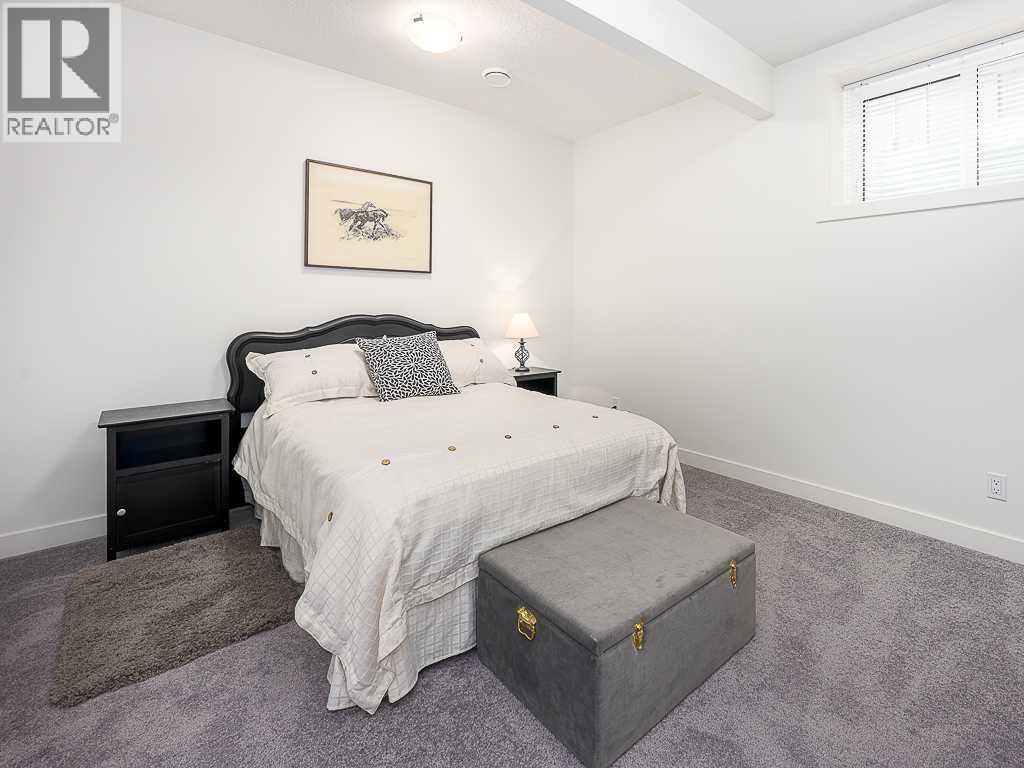 Single Family House Bungalow for Sale in  Rockyvale Green NW Rocky Ridge Calgary 