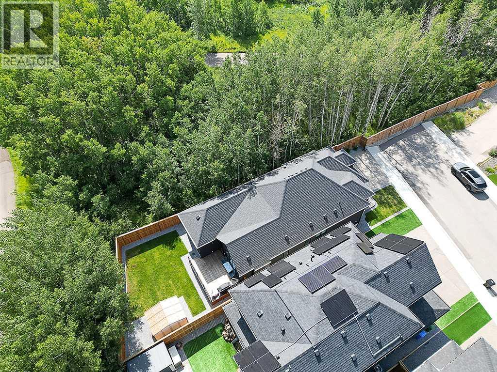 Single Family House Bungalow for Sale in  Rockyvale Green NW Rocky Ridge Calgary 