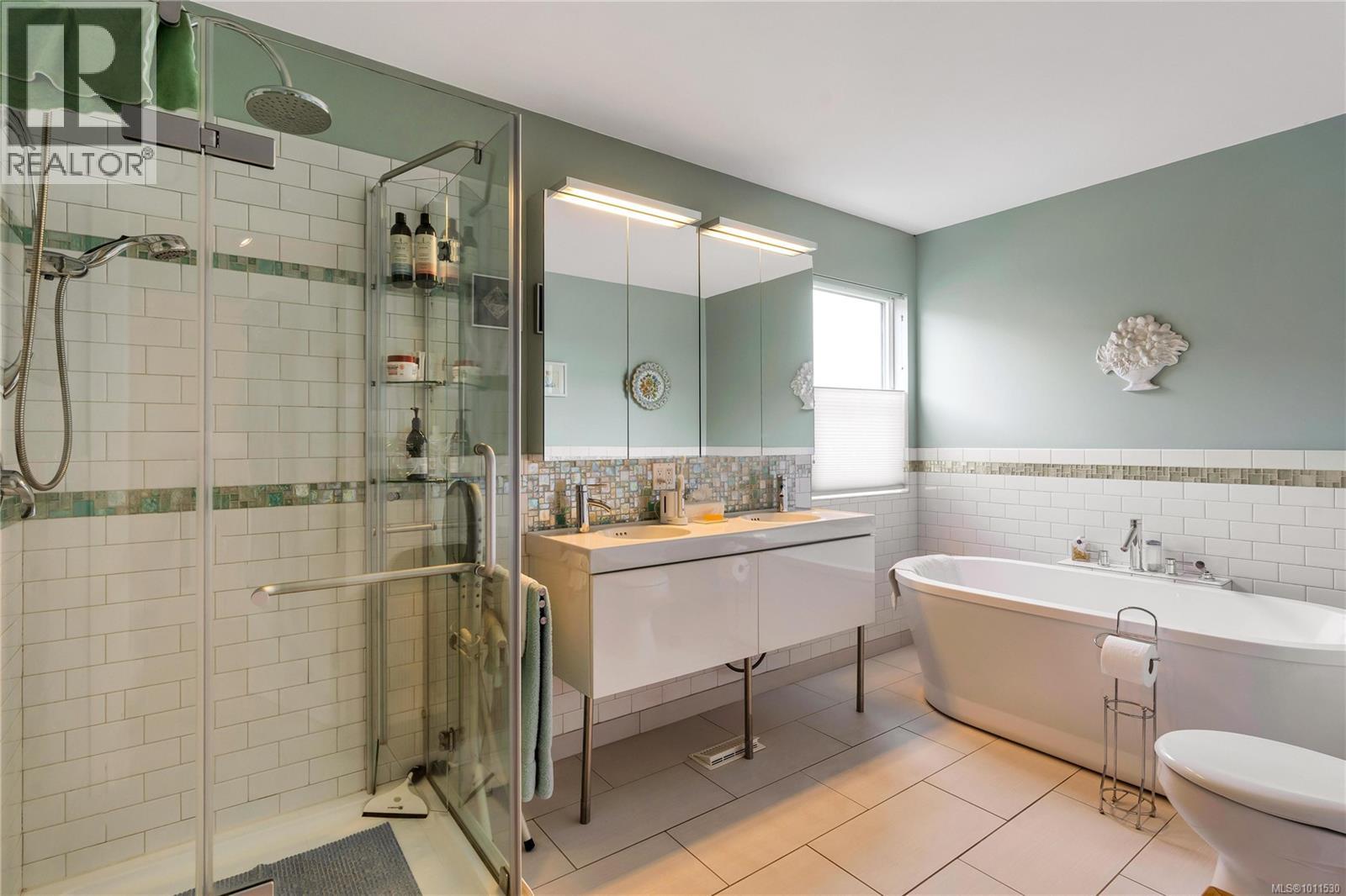 541 Cedar Cres, Cobble Hill