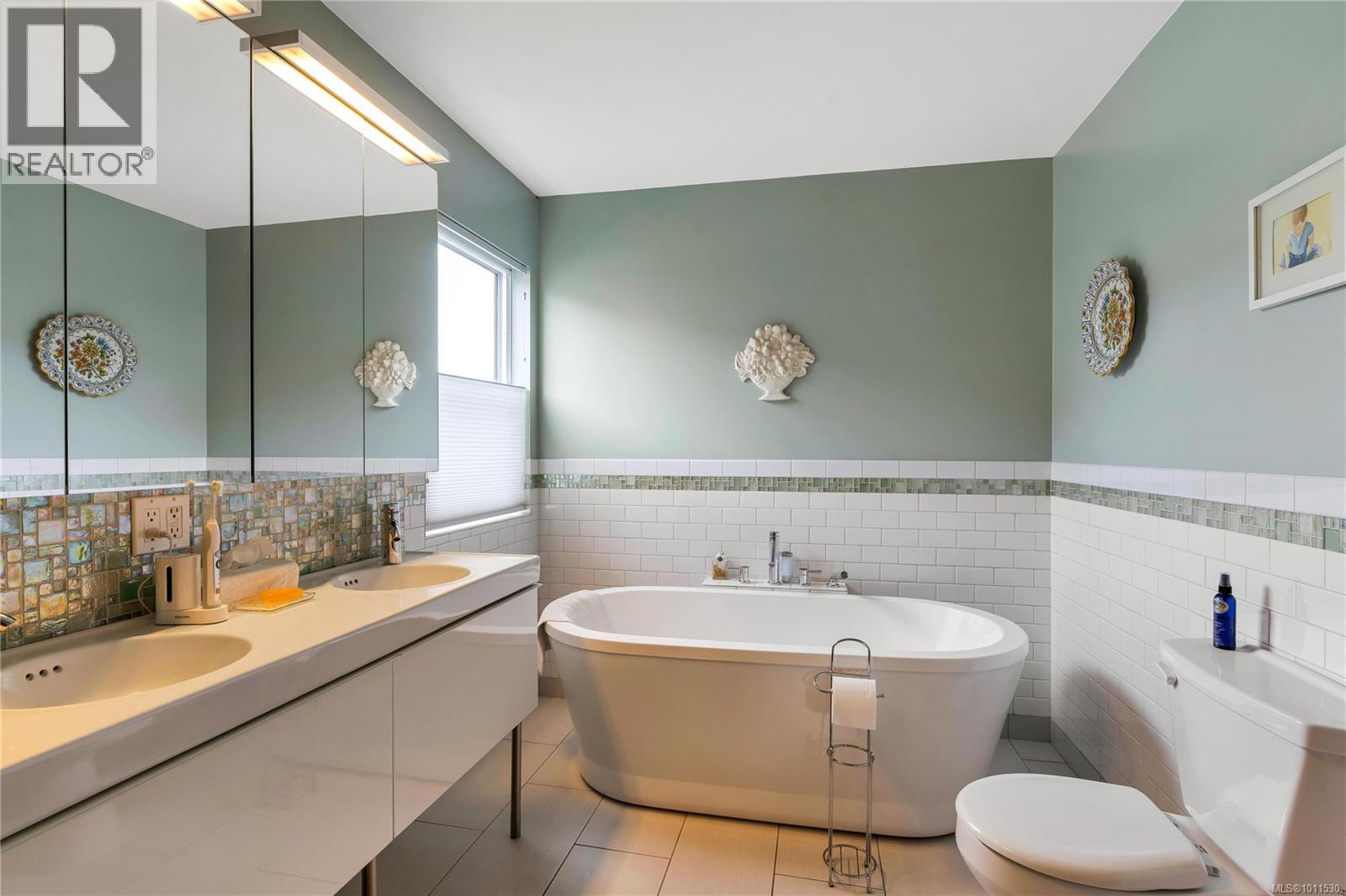 541 Cedar Cres, Cobble Hill