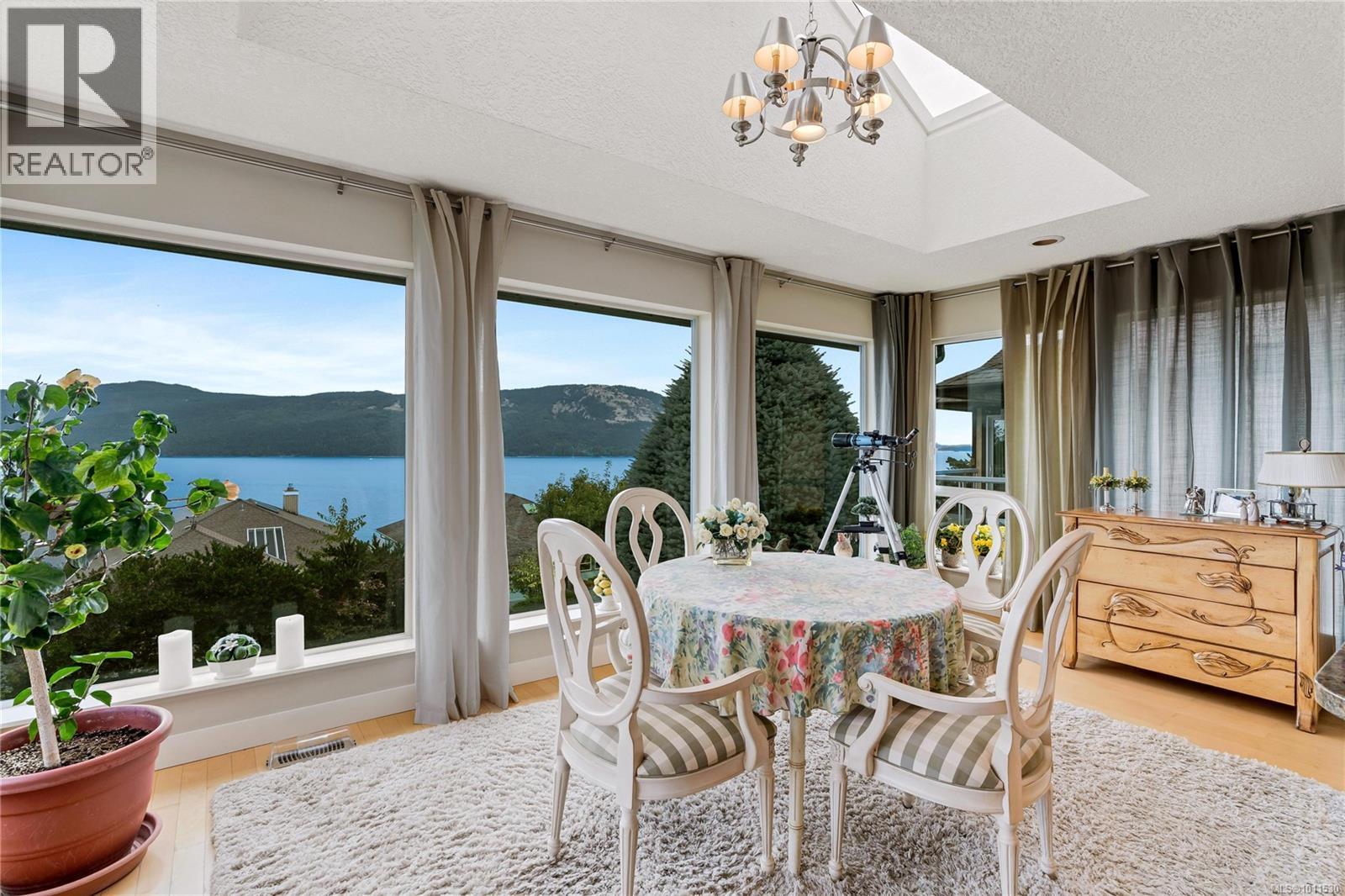 541 Cedar Cres, Cobble Hill