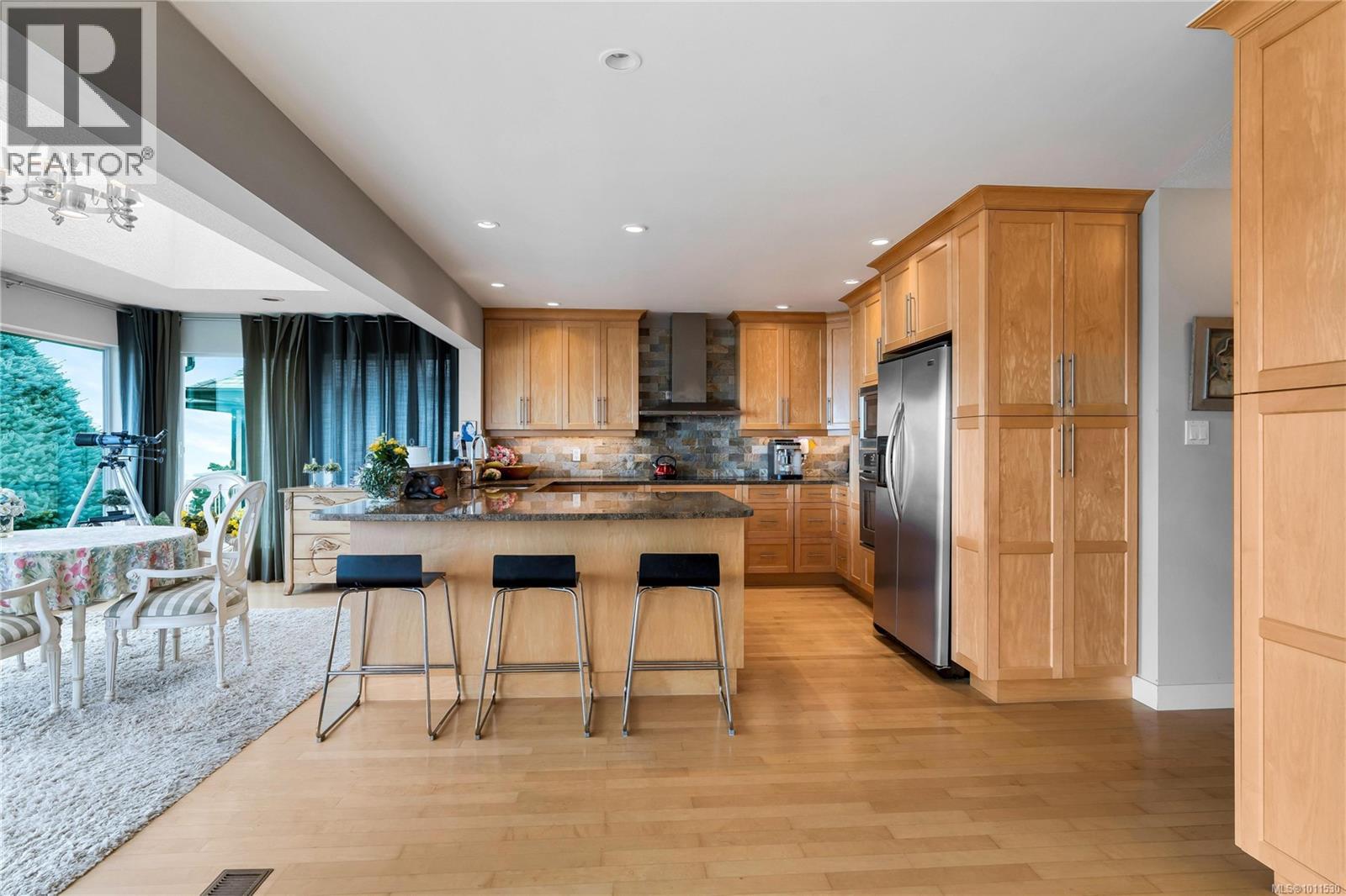 541 Cedar Cres, Cobble Hill
