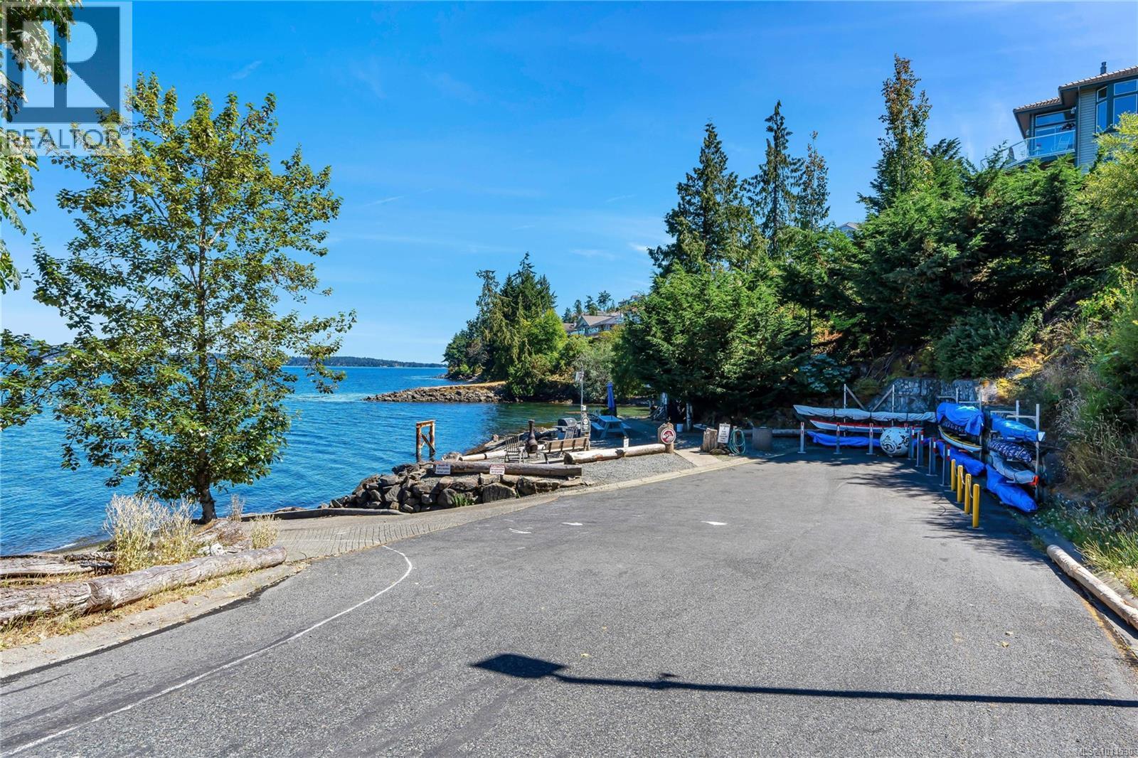 541 Cedar Cres, Cobble Hill