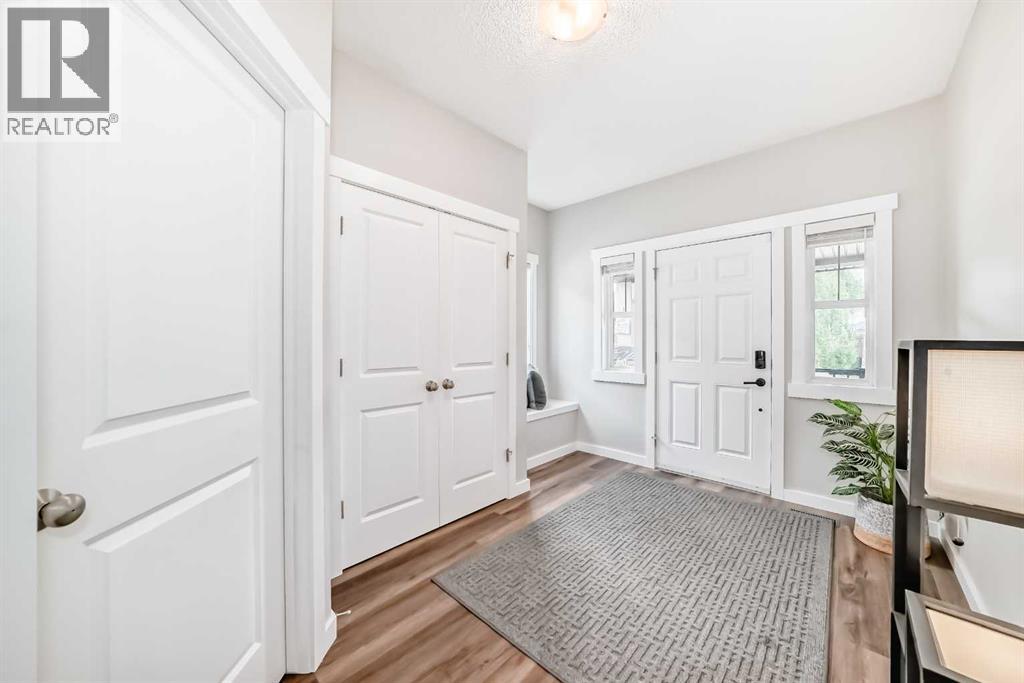 Photo 2 of 263 Coopers Hill Sw, Airdrie AB