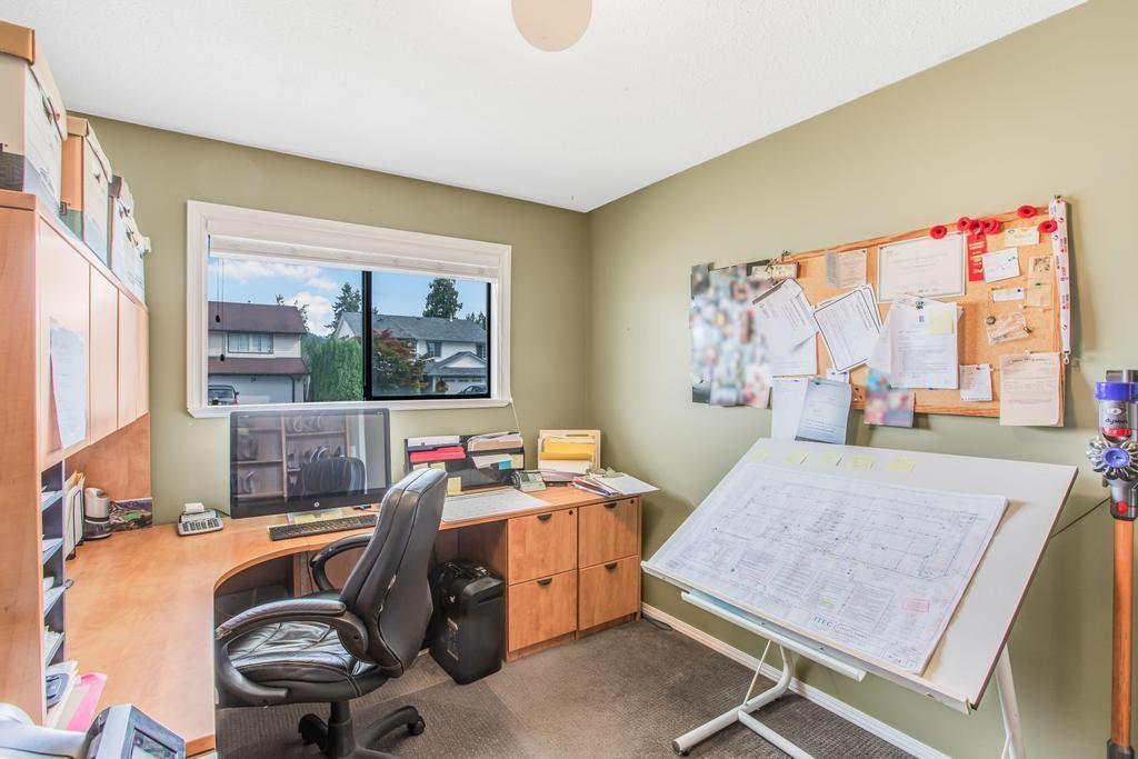 Photo 11 of 33370 Cherry Avenue, Mission BC