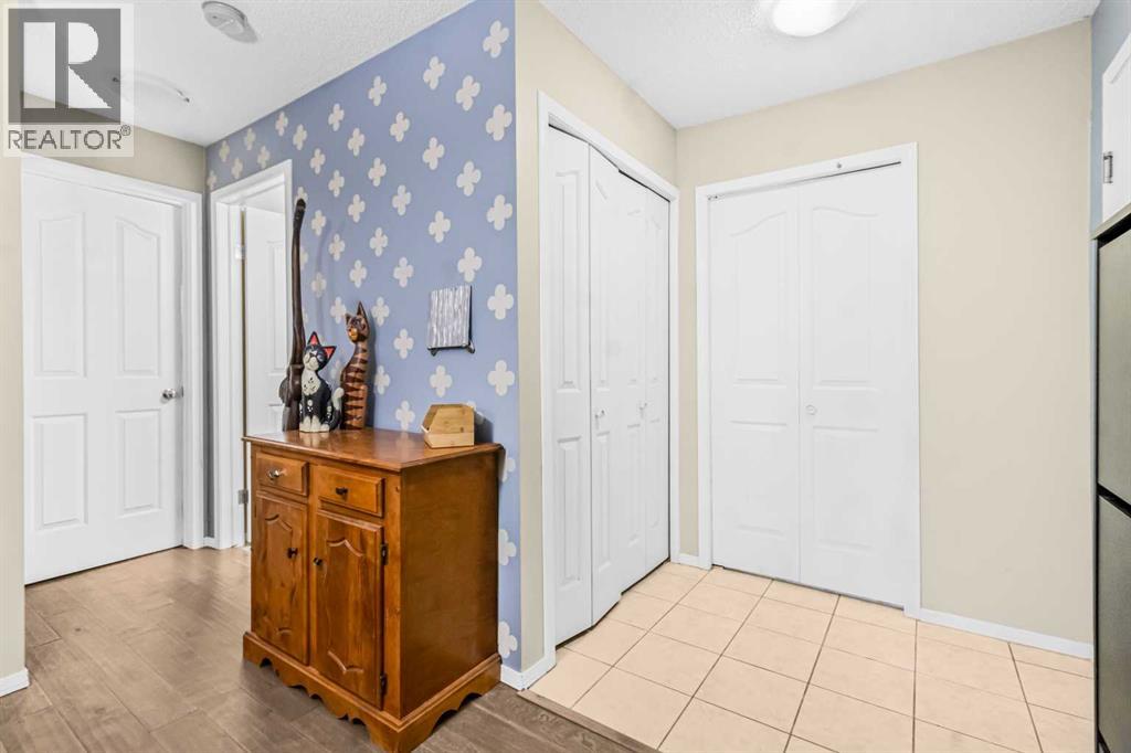 Single Family House for Sale in   Fishcreek Boulevard SW Evergreen Calgary 
