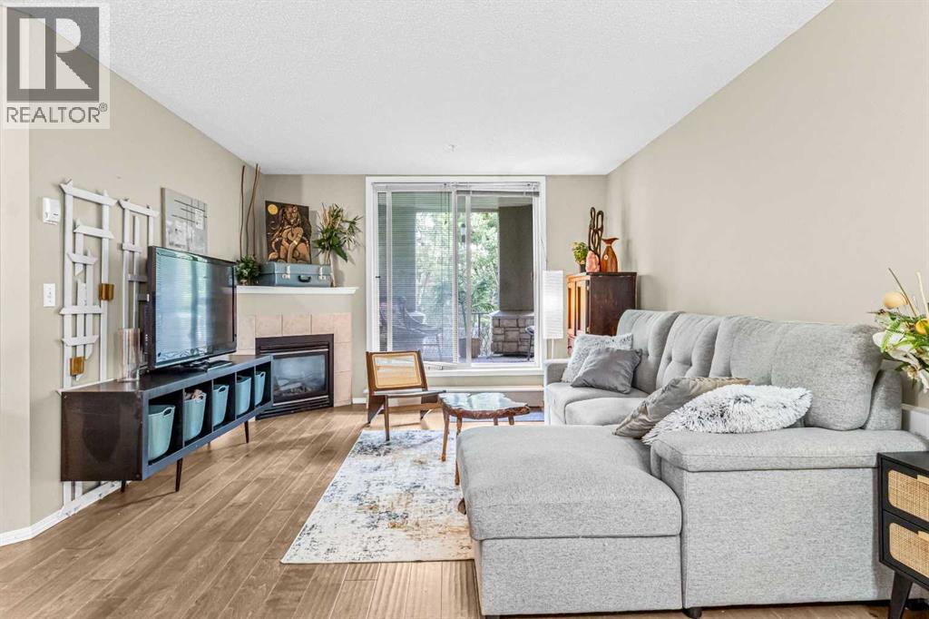 Single Family House for Sale in   Fishcreek Boulevard SW Evergreen Calgary 