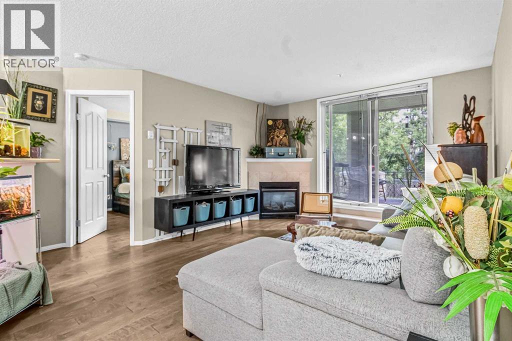 Single Family House for Sale in   Fishcreek Boulevard SW Evergreen Calgary 