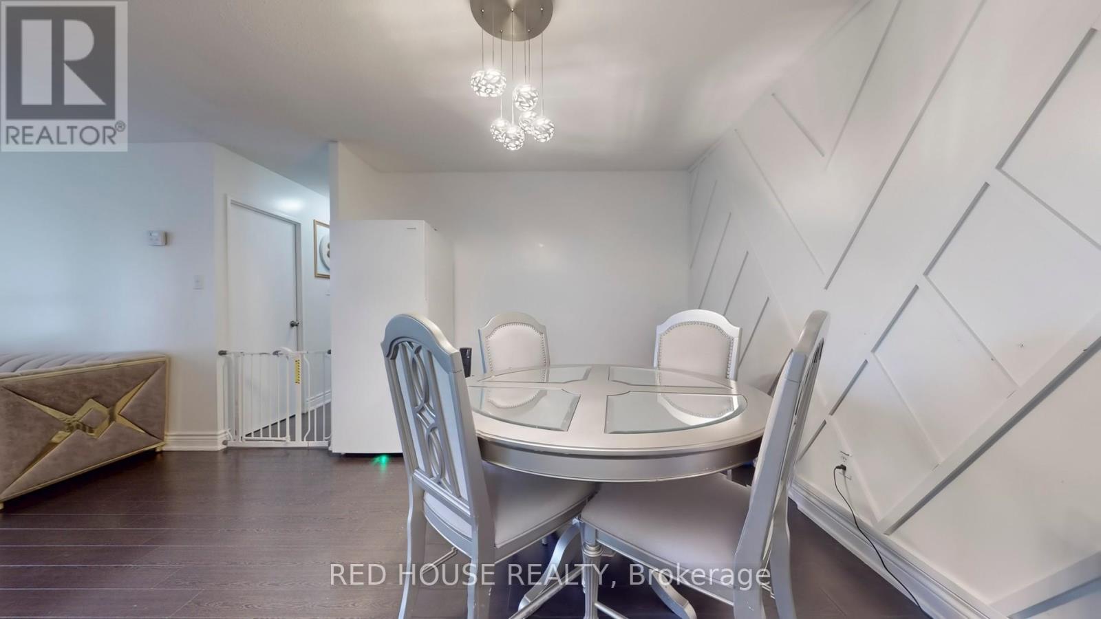 Photo 4 of 413 50 Mississauga Valley Boulevard, Mississauga ON