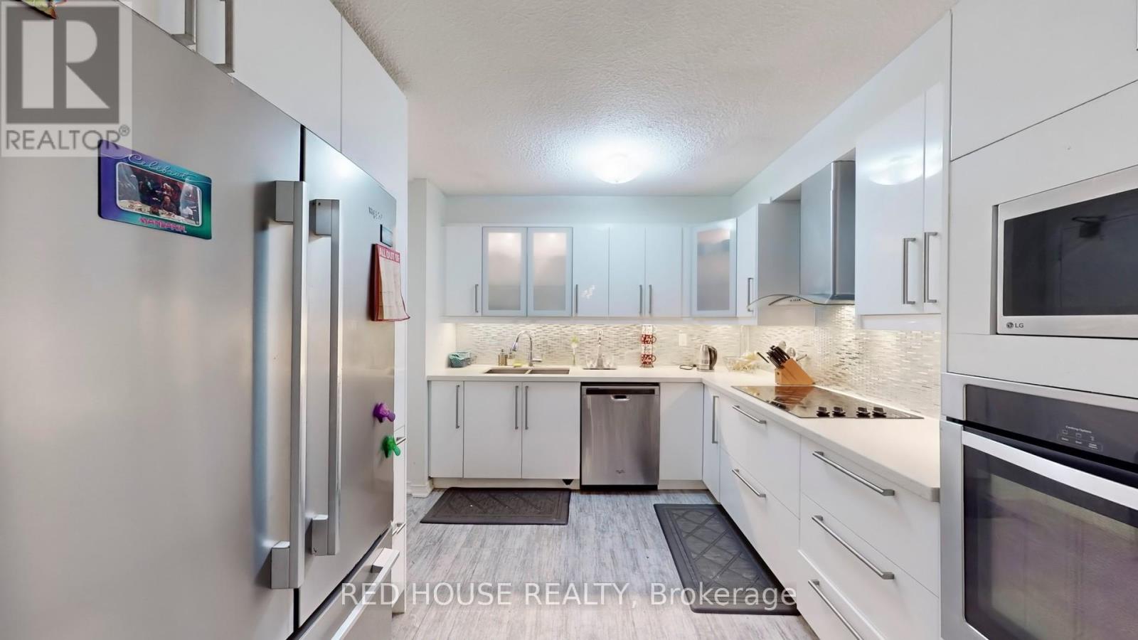 Photo 7 of 413 50 Mississauga Valley Boulevard, Mississauga ON