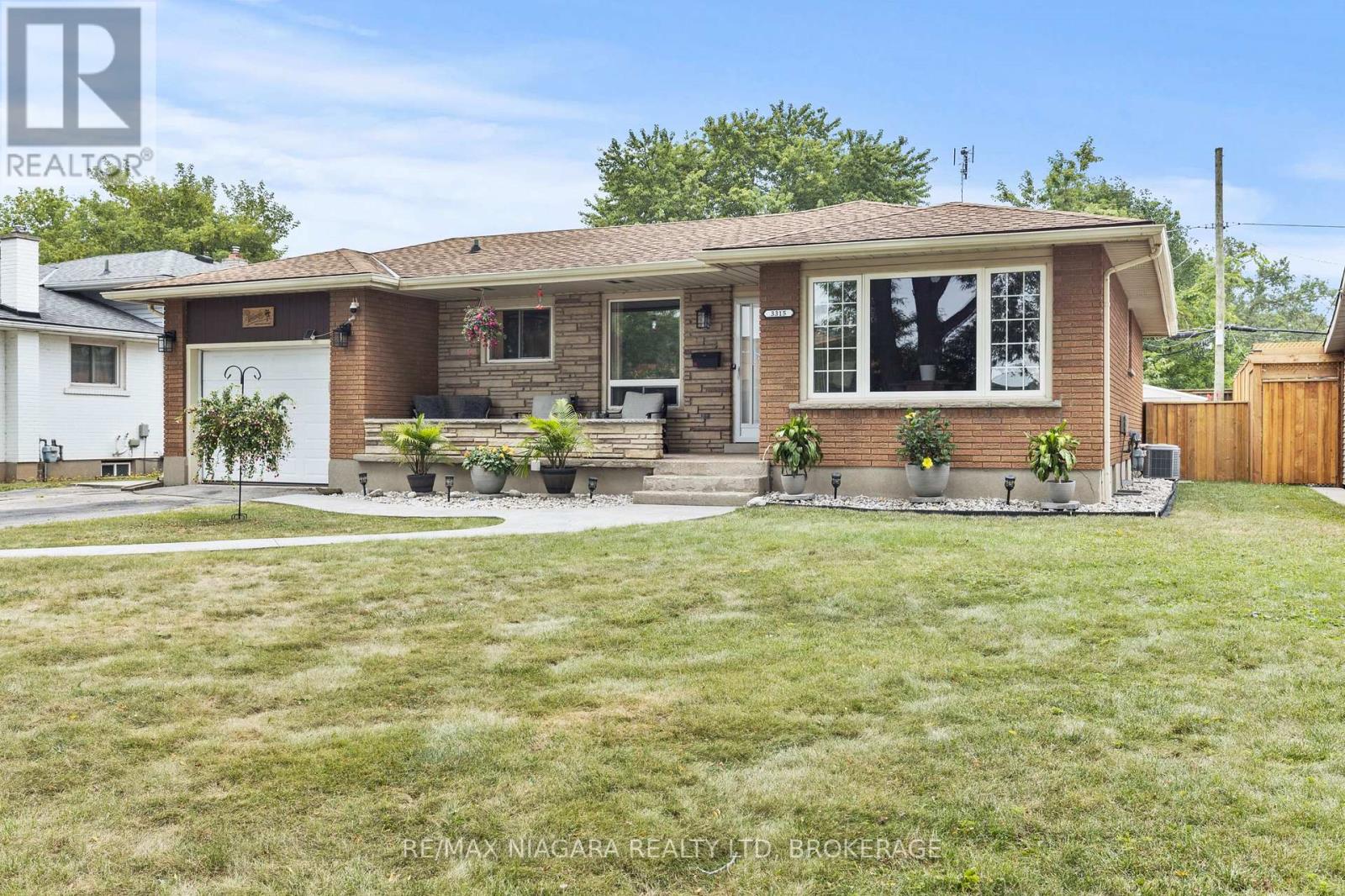 Photo 8 of 3315 Cattell Drive, Niagara Falls ON