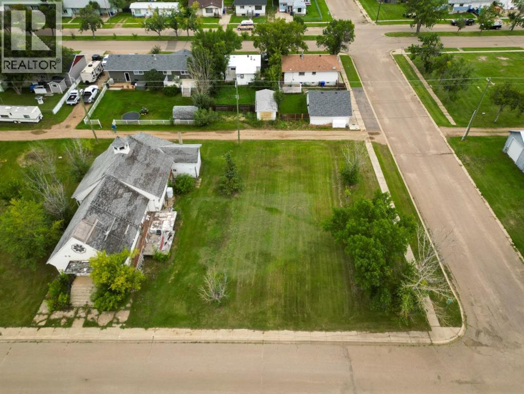 Photo 7 of 5301 Victoria Avenue, Coronation AB