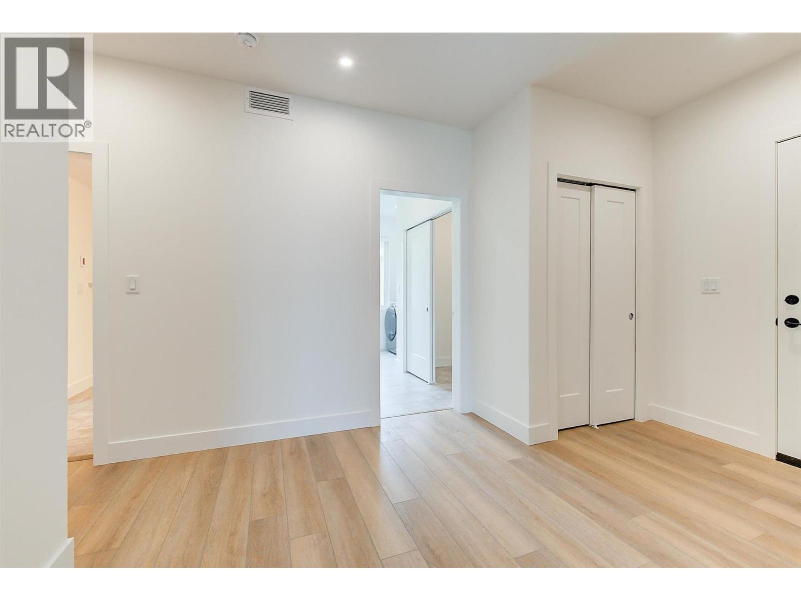 Photo 34 of 3434 Mckinley Beach Drive Unit 309, Kelowna BC