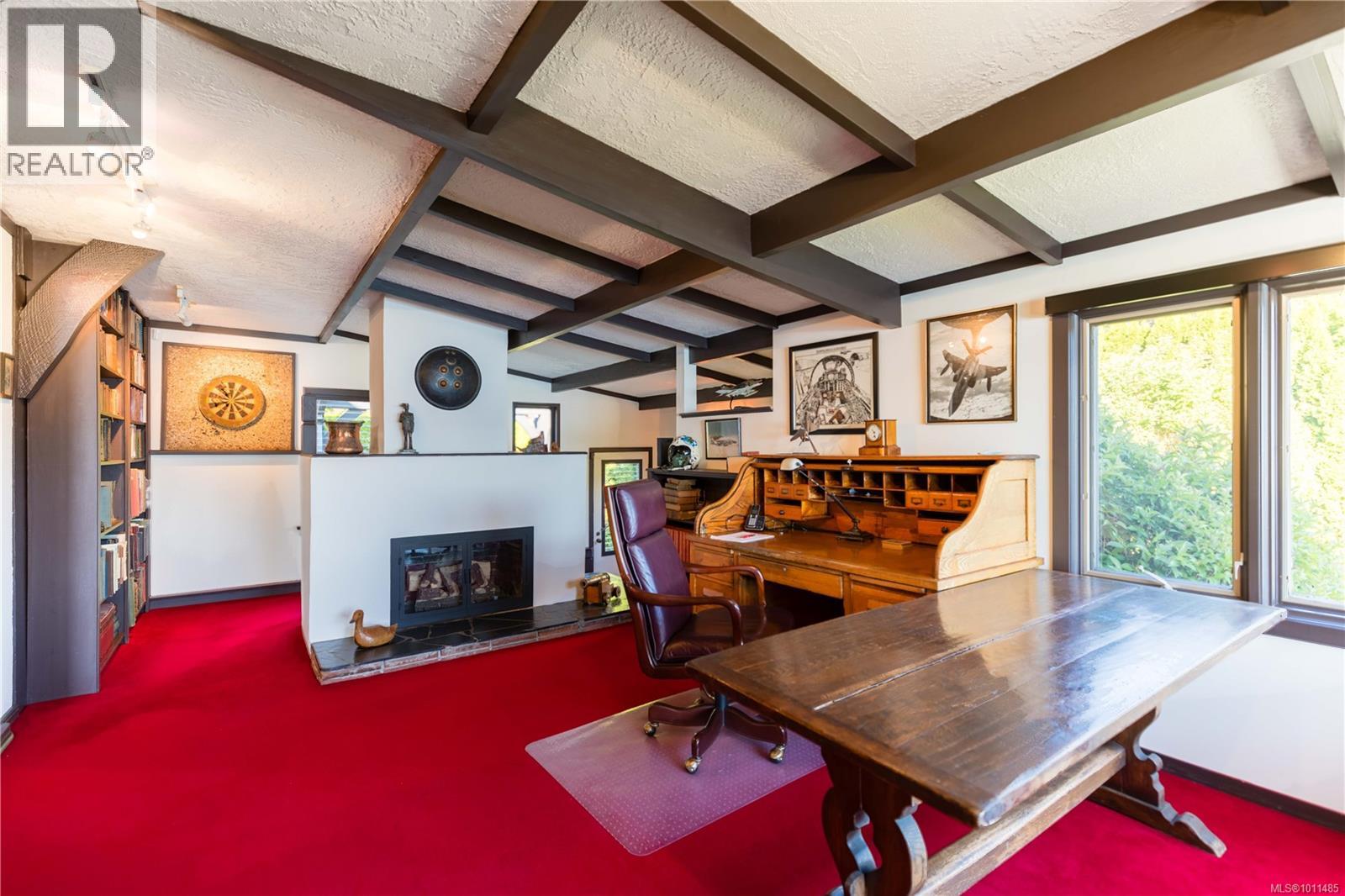 605 Towner Park Rd, North Saanich