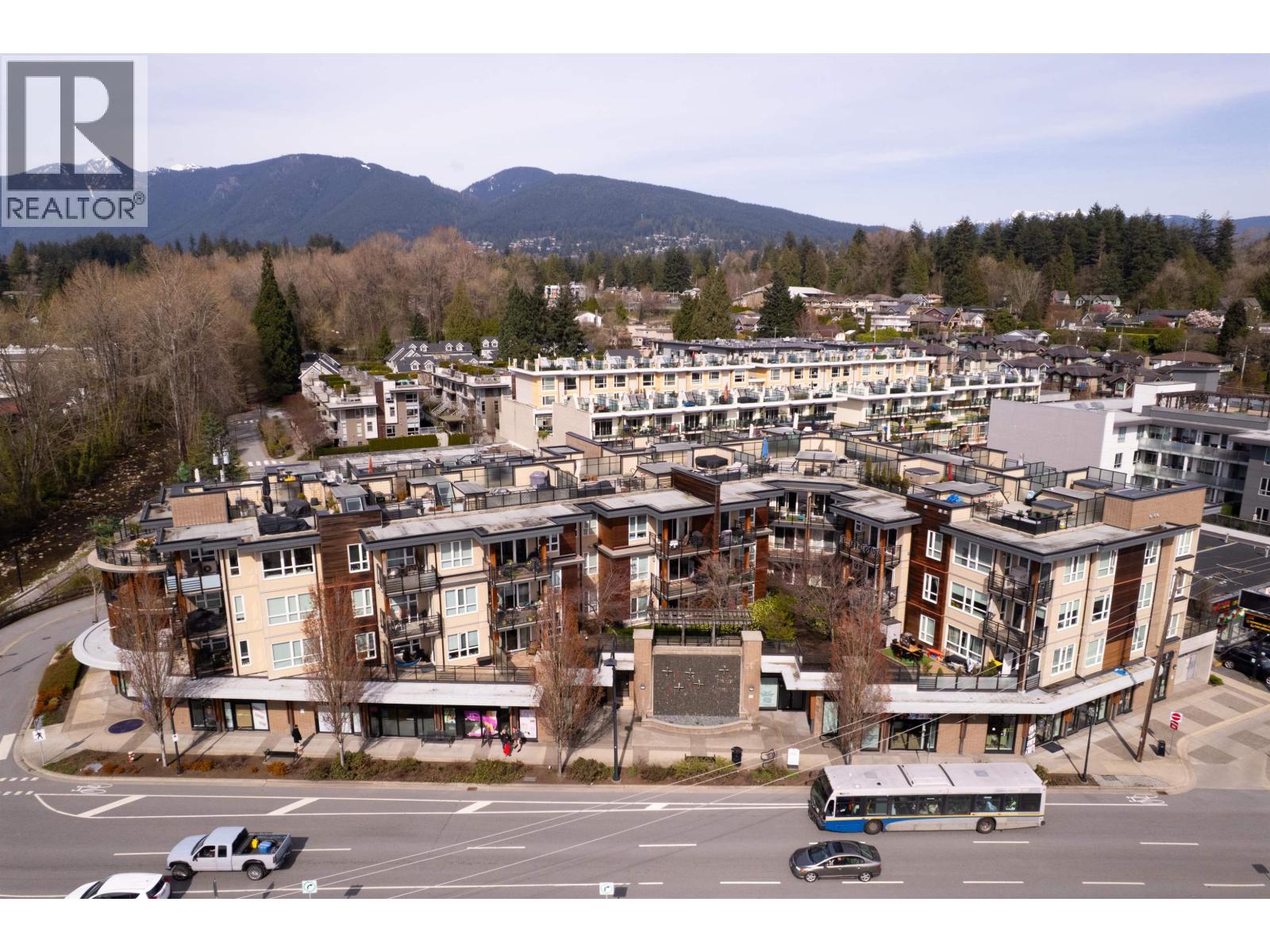 Photo 6 of 318 733 W 14th Street, North Vancouver BC