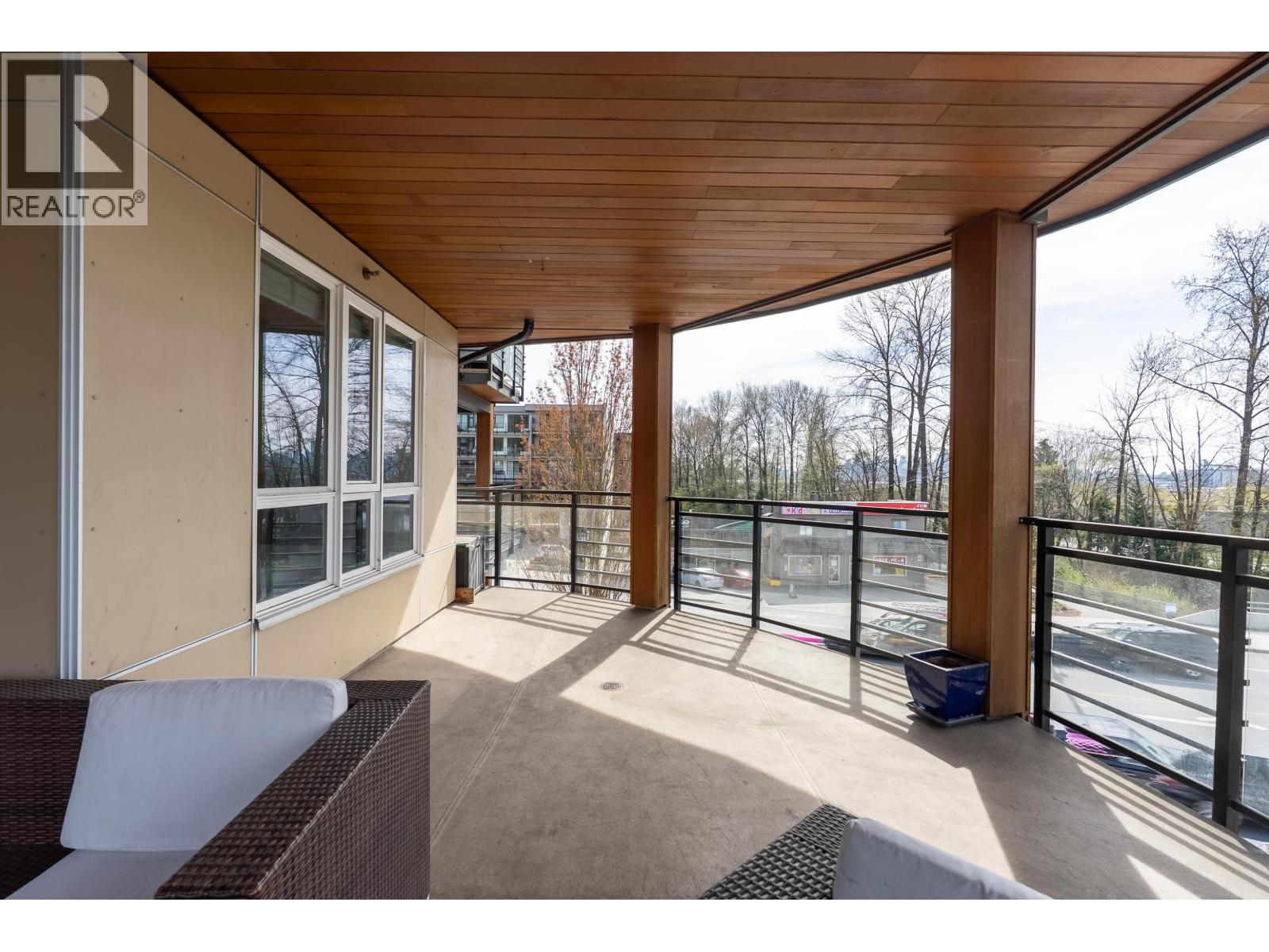 Photo 9 of 318 733 W 14th Street, North Vancouver BC