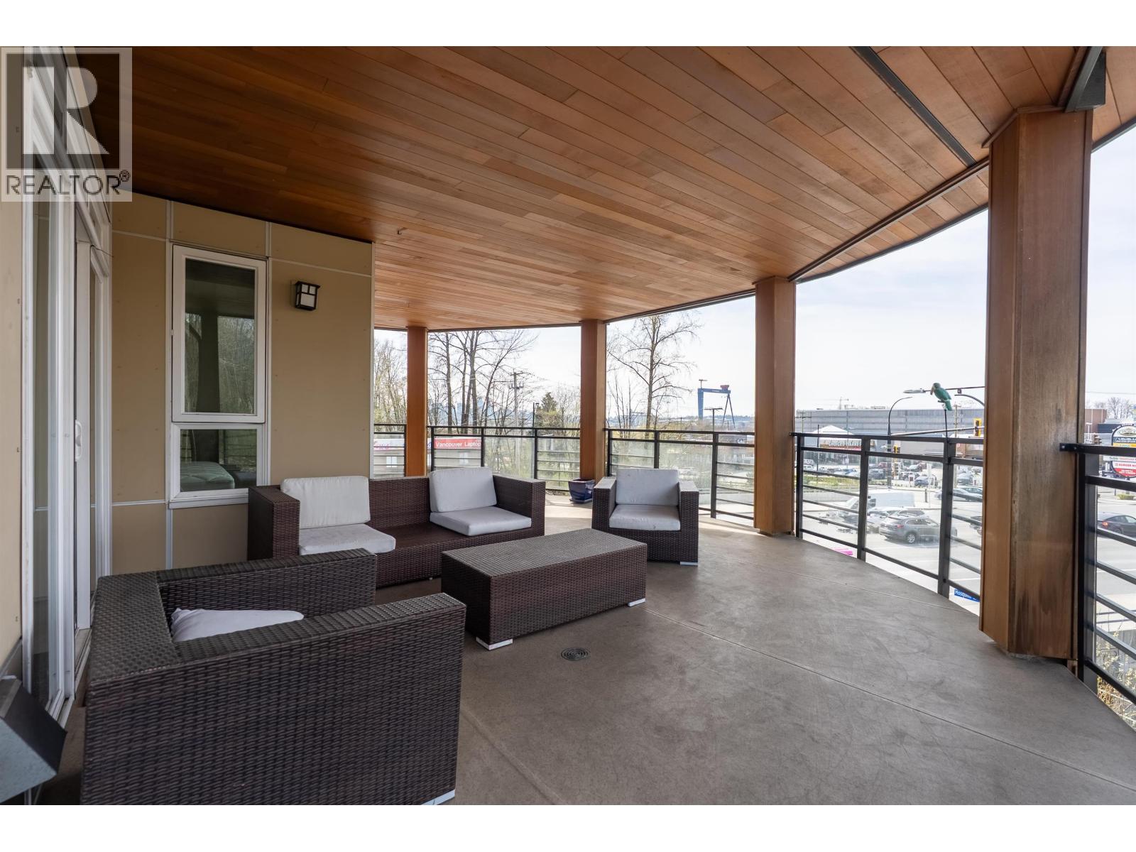 Photo 8 of 318 733 W 14th Street, North Vancouver BC