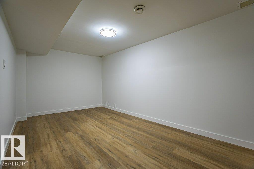 Photo 33 of 30 1411 Mill Woods E Nw, Edmonton AB