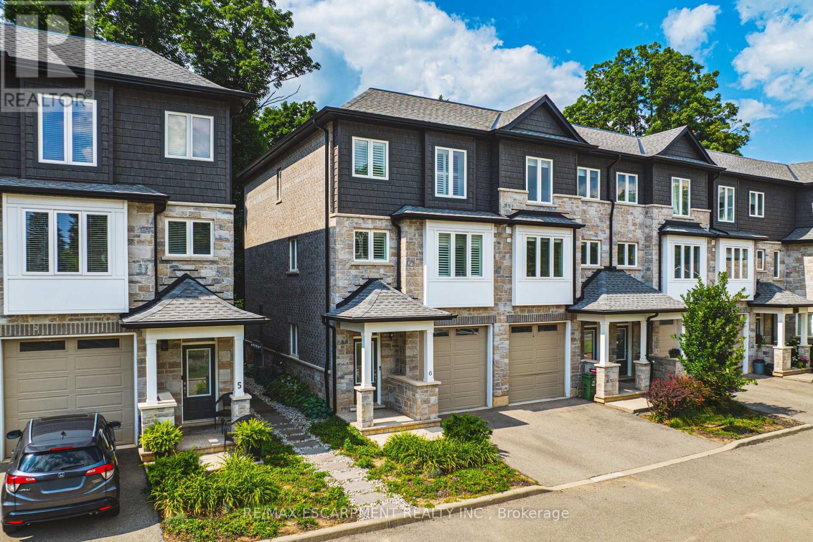 Photo 39 of 6 111 Wilson Street E, Hamilton ON
