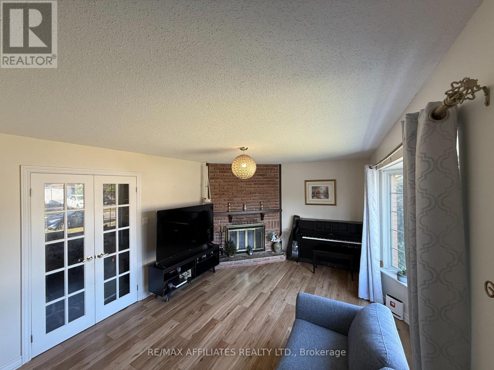 Photo 14 of 295 Pintail Terrace, Ottawa ON