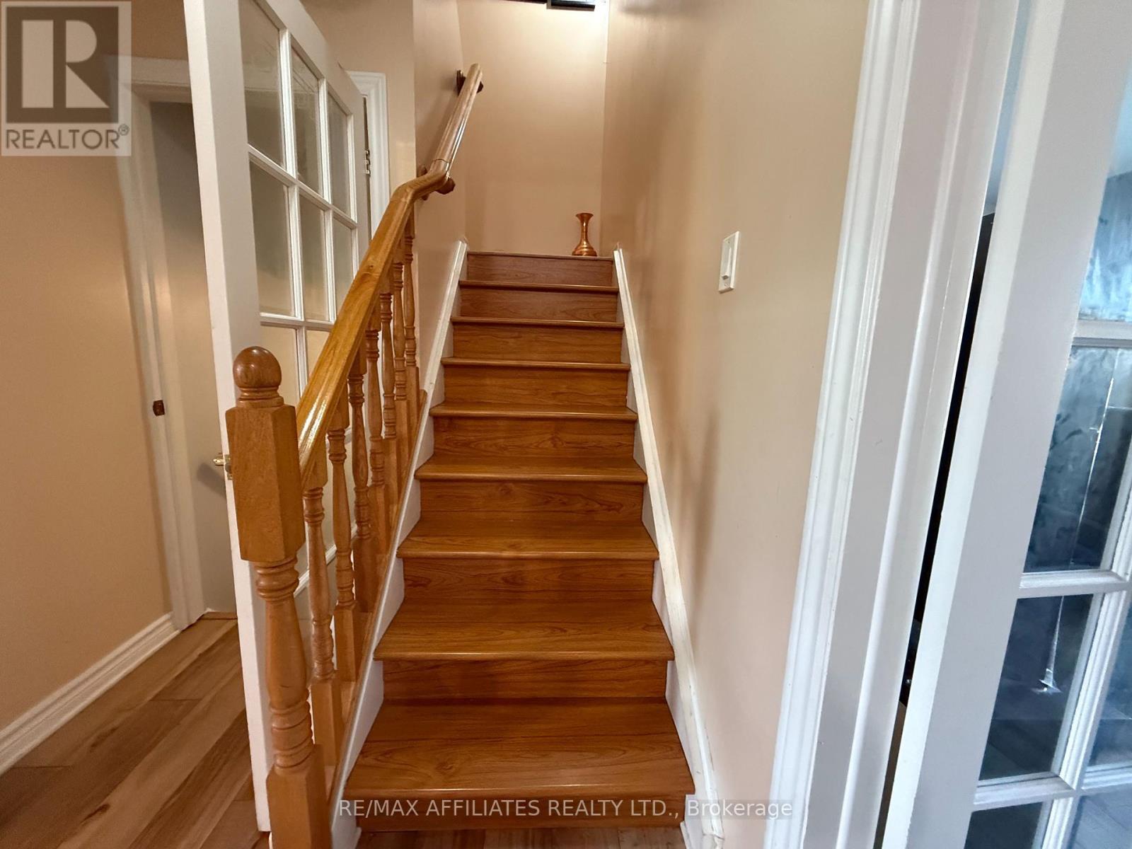 Photo 15 of 295 Pintail Terrace, Ottawa ON