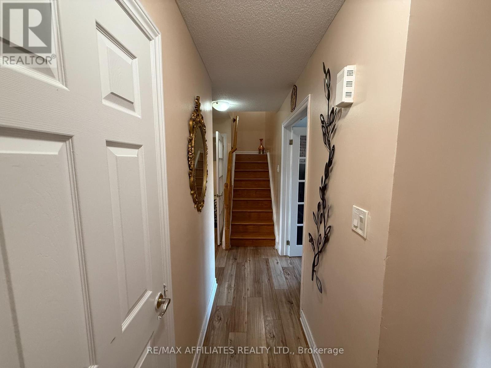 Photo 6 of 295 Pintail Terrace, Ottawa ON