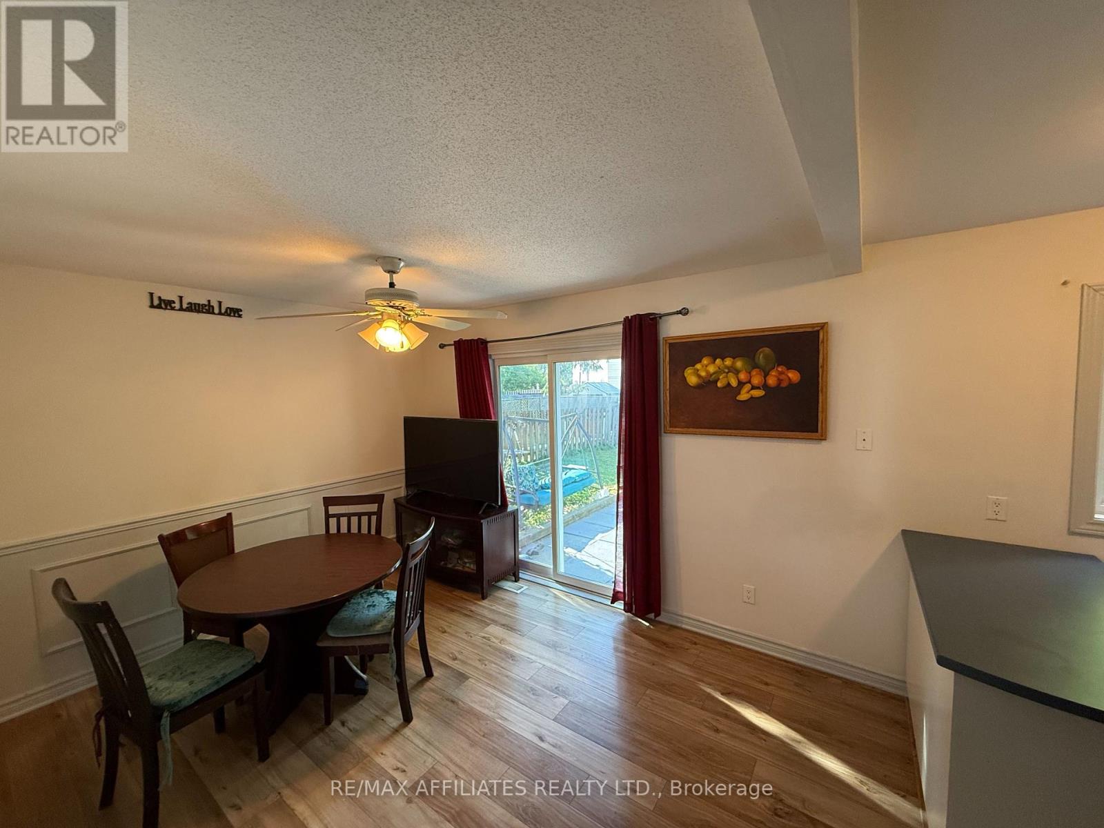 Photo 8 of 295 Pintail Terrace, Ottawa ON