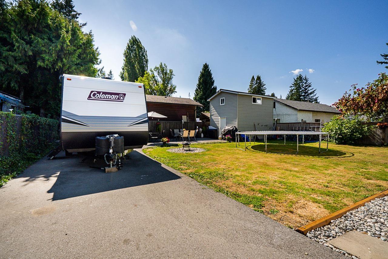 13976 DOUGLAS ROAD, Surrey