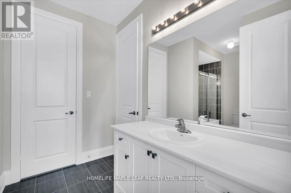 Photo 25 of 1242 Talisman Manor, Pickering ON