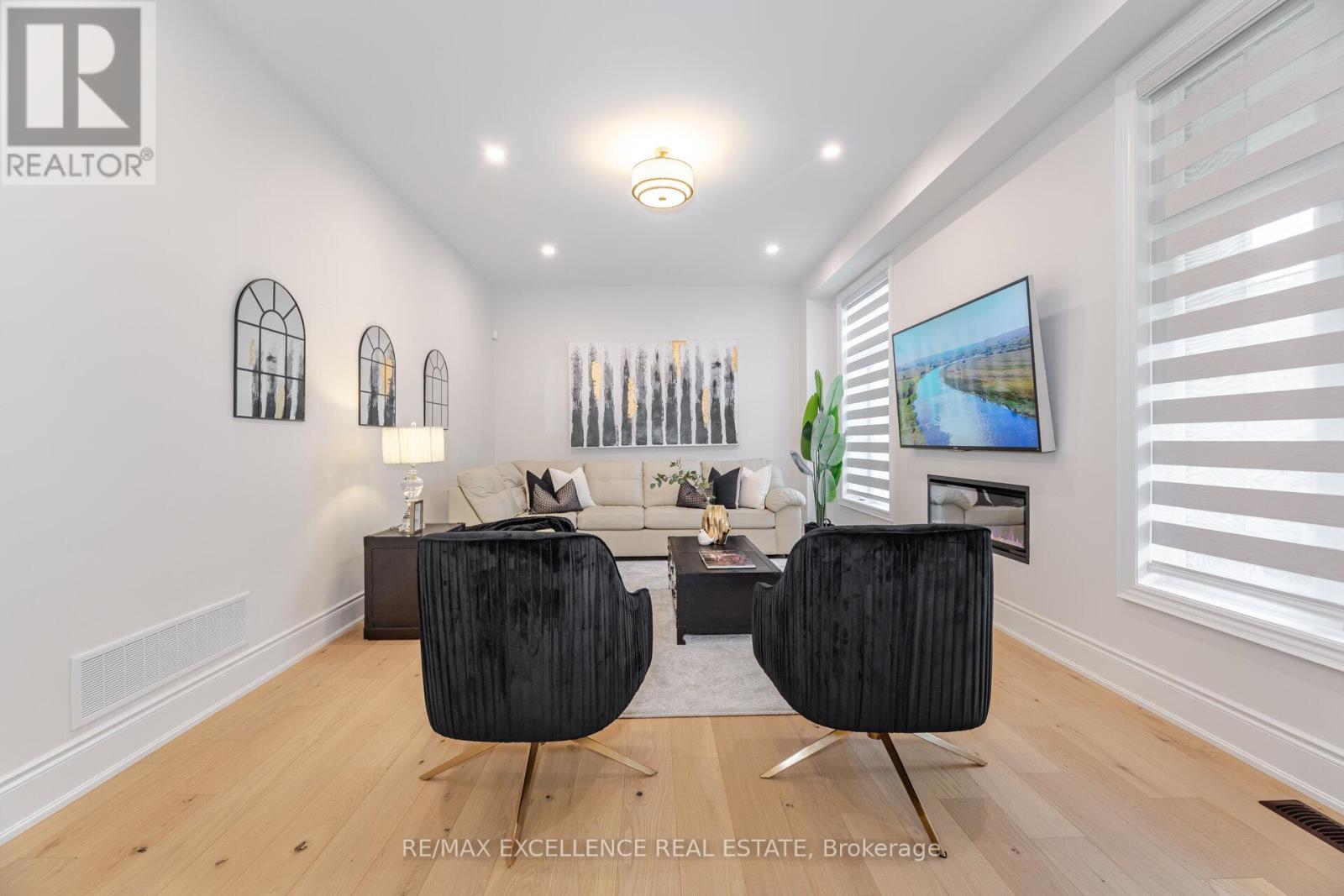 Photo 25 of 78 Appleyard Avenue, Vaughan ON