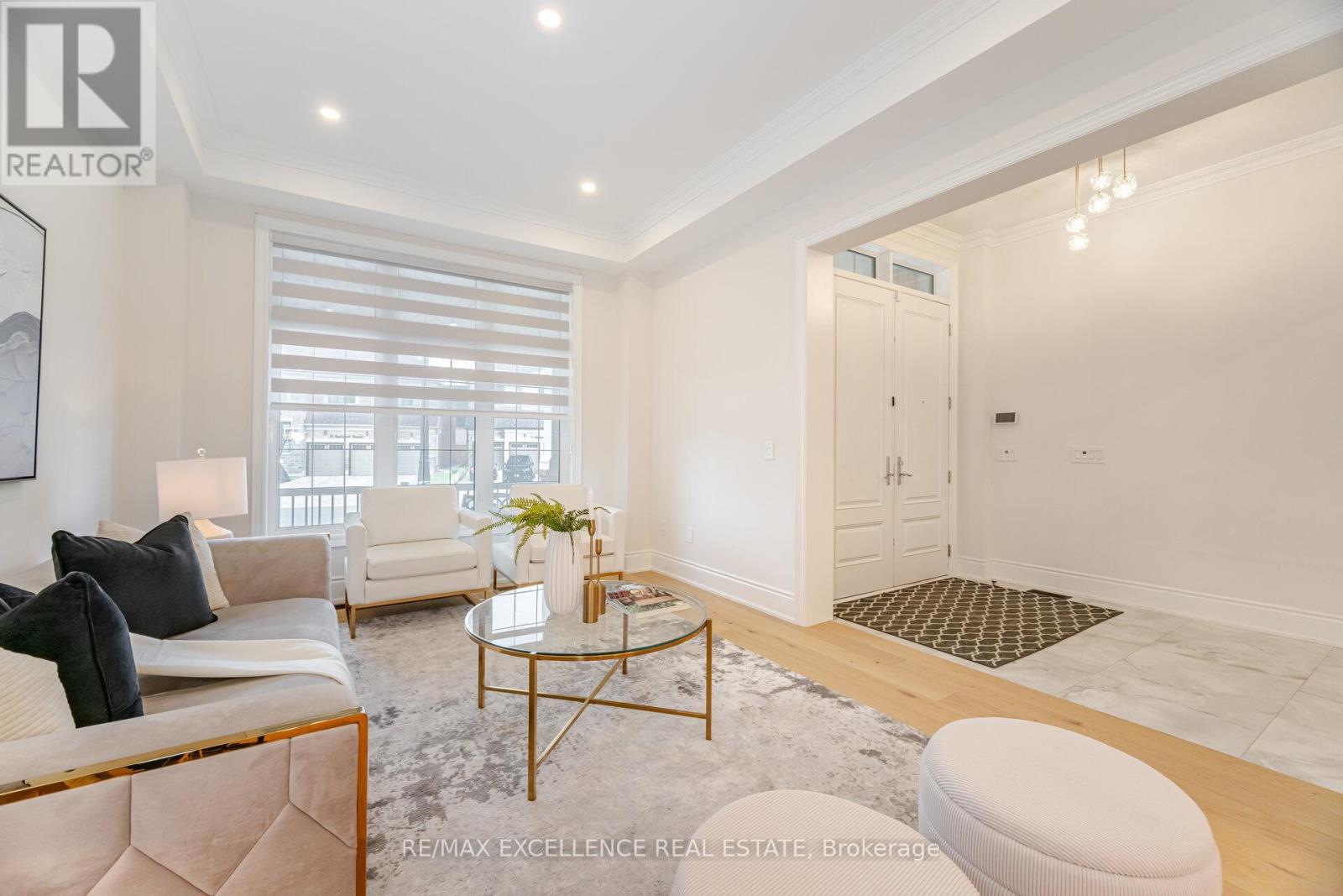 Photo 6 of 78 Appleyard Avenue, Vaughan ON