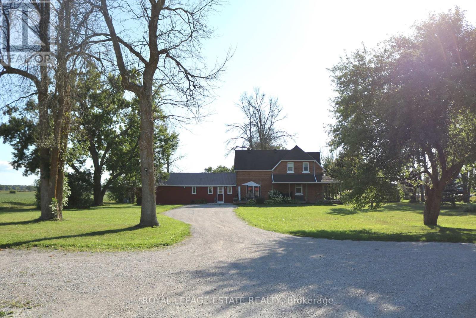 Photo 16 of 4295 Horseshoe Valley Road W, Springwater ON